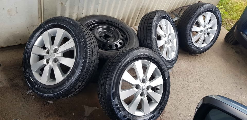 Kia Alloy Wheel & Tyre for sale in Capalaba Brisbane – photo 3
