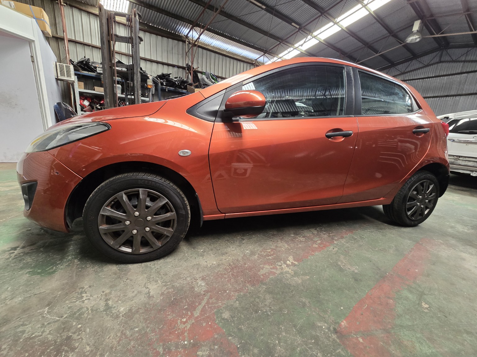 2010 Mazda 2 Automatic Hatchback for sale in Capalaba Brisbane – photo 2