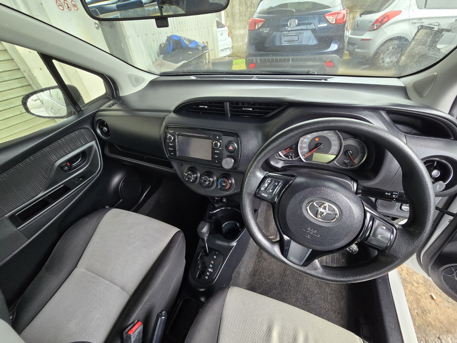 2019 Toyota Yaris Automatic Hatchback for sale in Capalaba Brisbane – photo 4